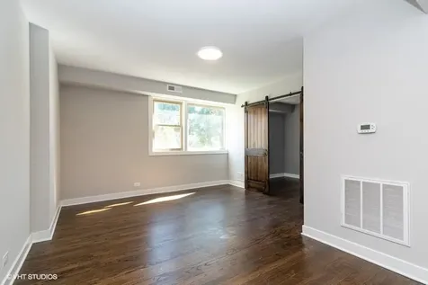 6515 North Seeley Avenue Chicago IL 60645