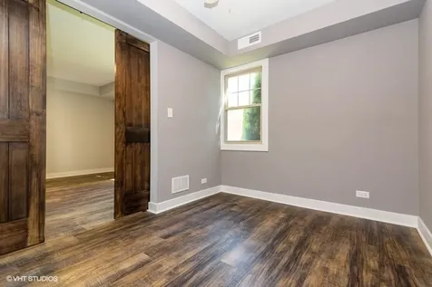 6515 North Seeley Avenue Chicago IL 60645