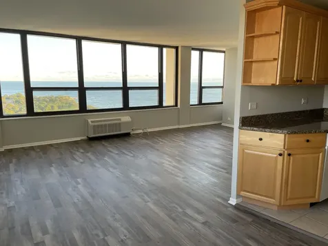 5100 North Marine Drive Chicago IL 60640