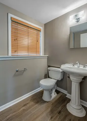 200 Hampdon Court Bolingbrook IL 60440