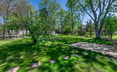 200 Hampdon Court Bolingbrook IL 60440