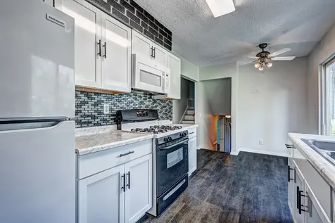 200 Hampdon Court Bolingbrook IL 60440