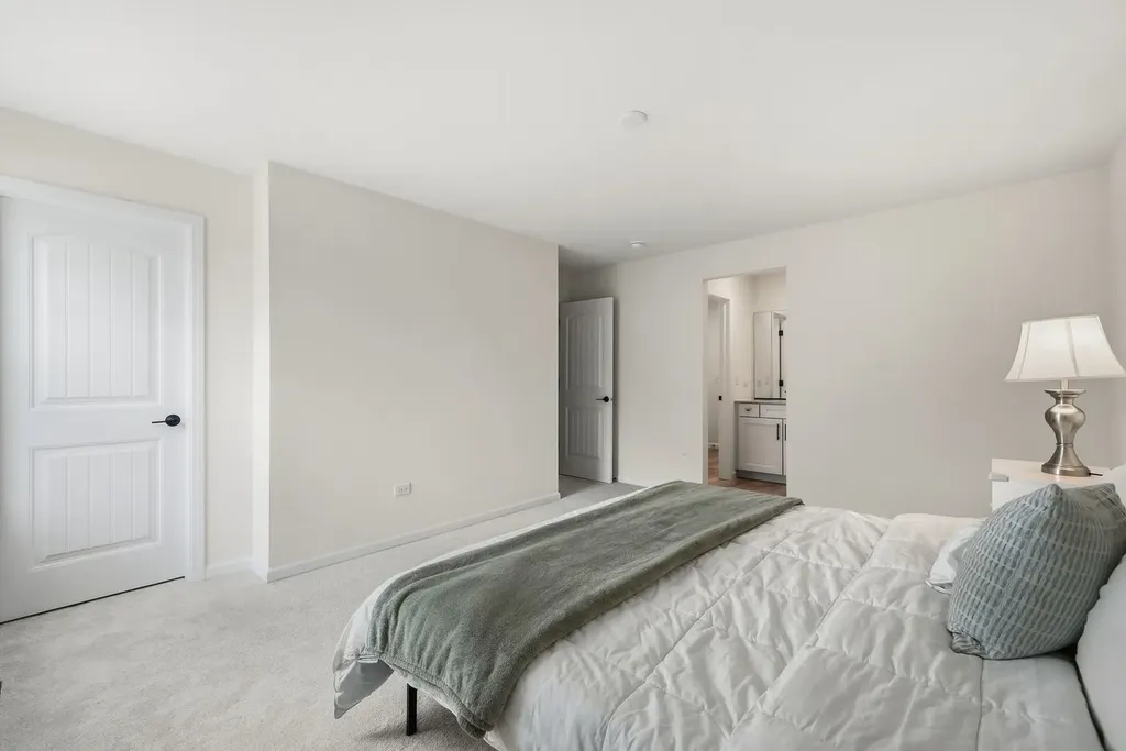 6303 Julie Court Lisle IL 60532