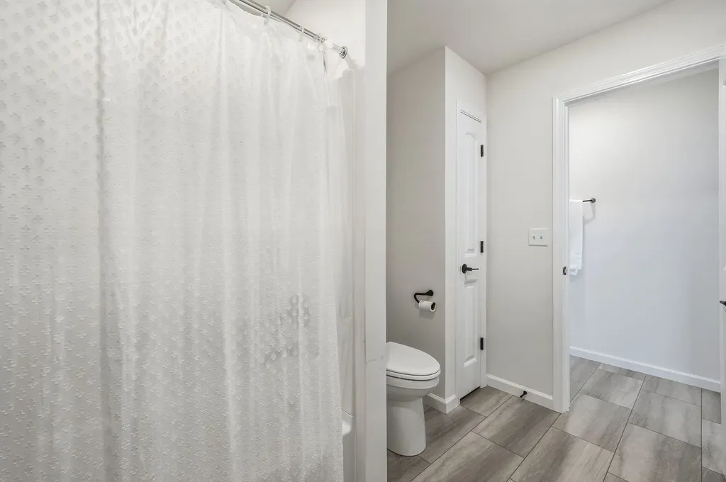 6303 Julie Court Lisle IL 60532