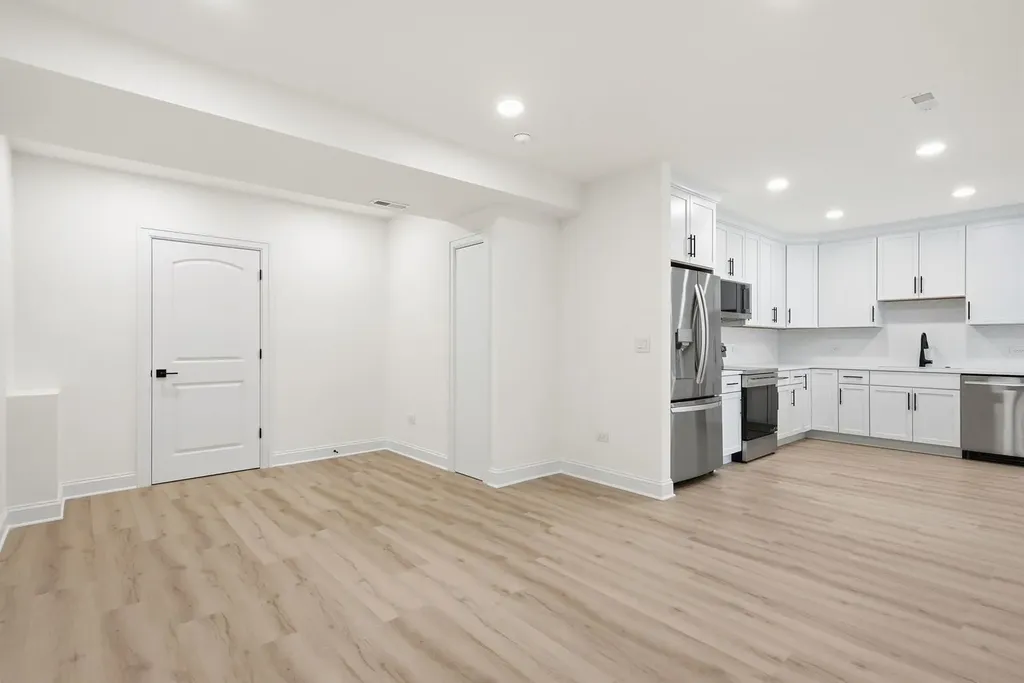 6303 Julie Court Lisle IL 60532