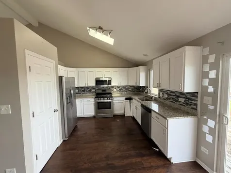 5244 Bentgrass Avenue Richton Park IL 60471