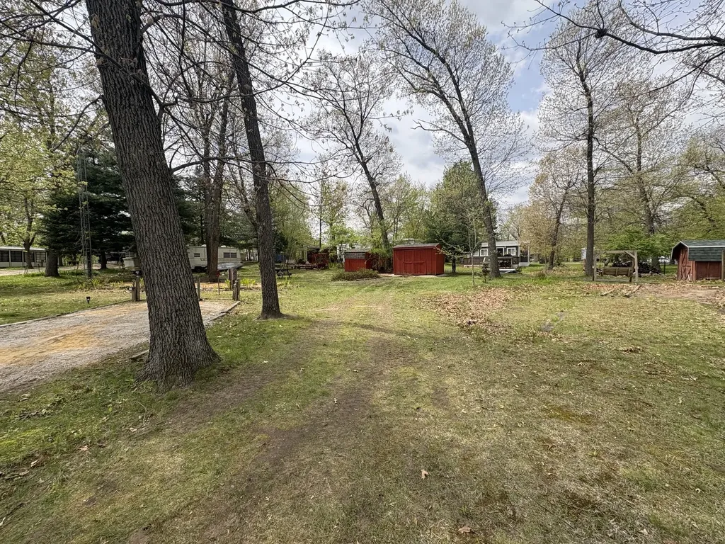 8/50&51 Woodhaven Sublette IL 61367