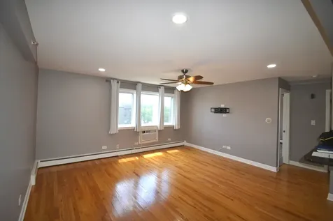 7100 Laverne Lane Tinley Park IL 60477