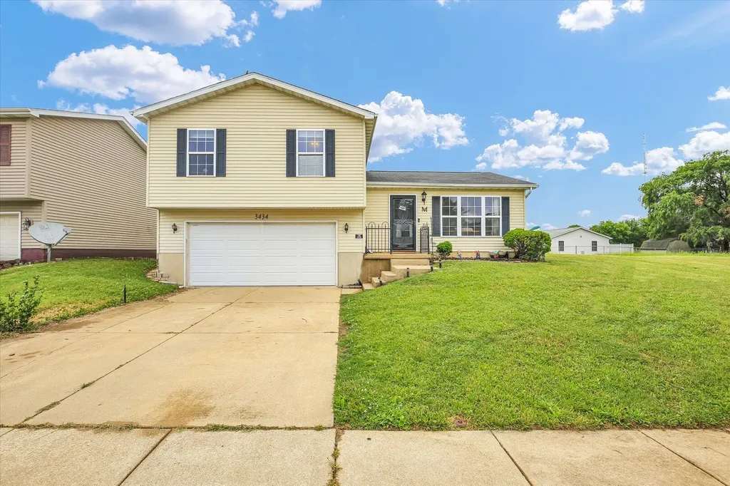 3434 Monarch Drive Decatur IL 62526
