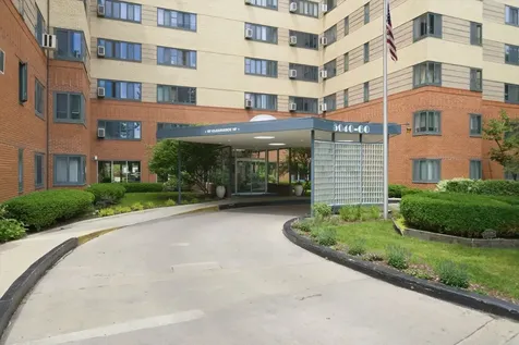 5044 North Marine Drive Chicago IL 60640