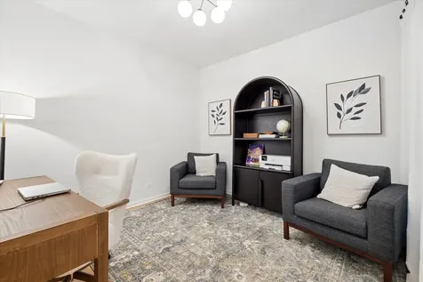 1047 Hickory Drive Western Springs IL 60558
