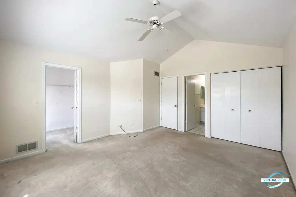 3270 Hopewell Drive Aurora IL 60504