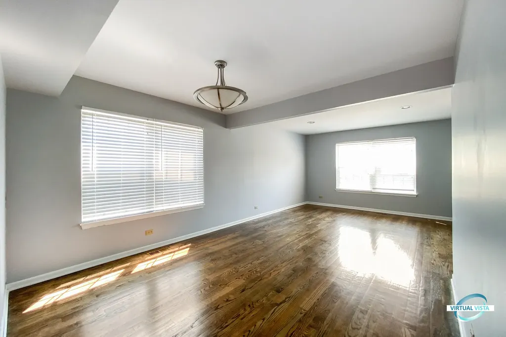 3270 Hopewell Drive Aurora IL 60504