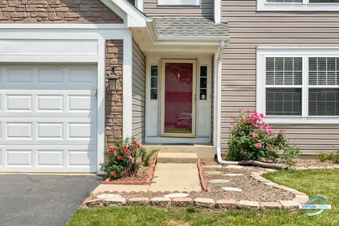 3270 Hopewell Drive Aurora IL 60504