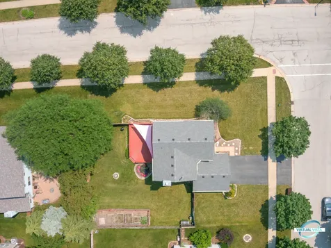 3270 Hopewell Drive Aurora IL 60504