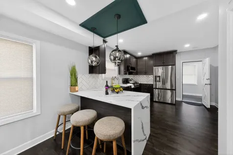 5252 West Adams Street Chicago IL 60644