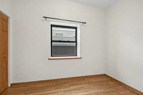 6137 South Kimbark Avenue Chicago IL 60637