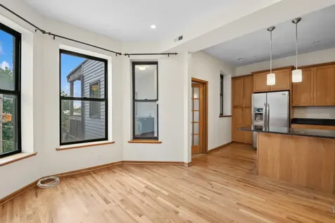 6137 South Kimbark Avenue Chicago IL 60637