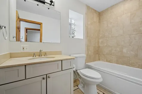 6137 South Kimbark Avenue Chicago IL 60637