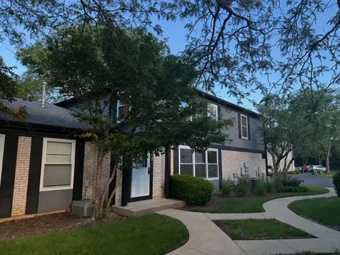 212 Inverrary Lane Deerfield IL 60015