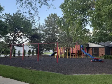 212 Inverrary Lane Deerfield IL 60015