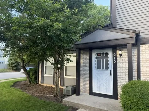 212 Inverrary Lane Deerfield IL 60015