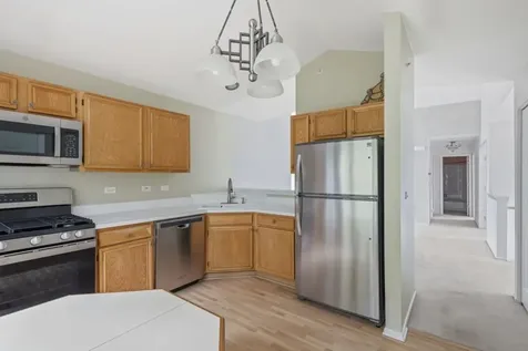 1632 Columbia Circle Bartlett IL 60103
