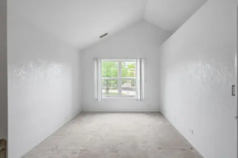 1632 Columbia Circle Bartlett IL 60103