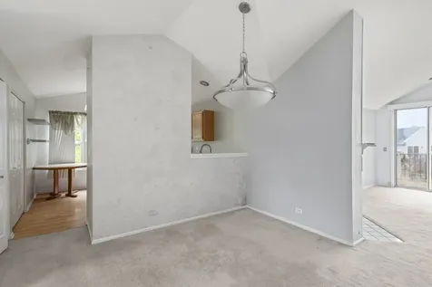 1632 Columbia Circle Bartlett IL 60103