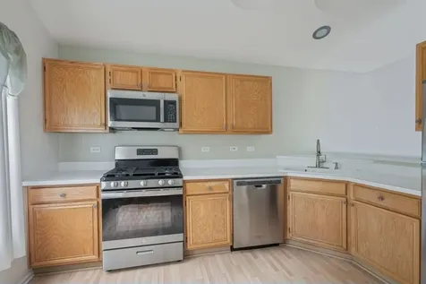 1632 Columbia Circle Bartlett IL 60103