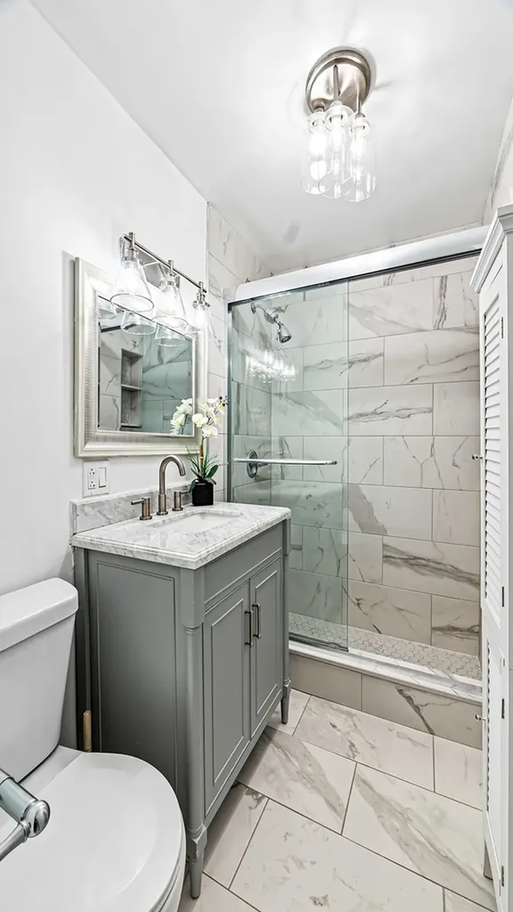 40 East Cedar Street Chicago IL 60611