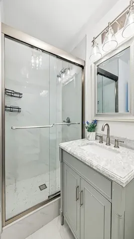 40 East Cedar Street Chicago IL 60611