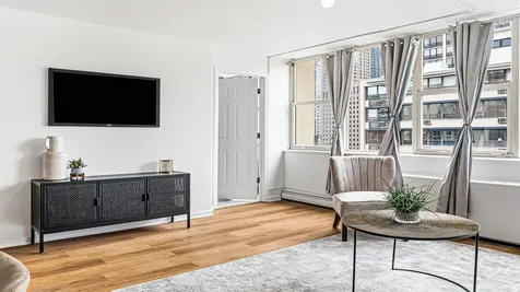40 East Cedar Street Chicago IL 60611