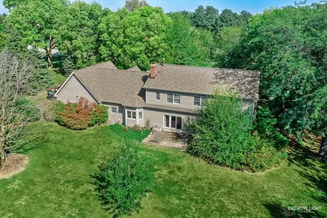 7N242 Whispering Trail St. Charles IL 60175