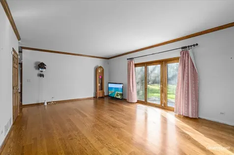 7N242 Whispering Trail St. Charles IL 60175
