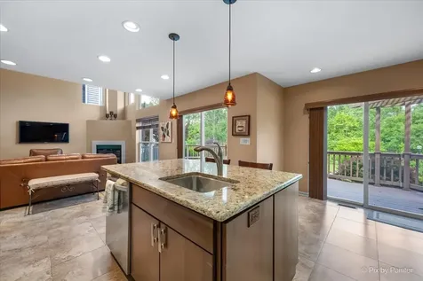 16820 West Serranda Drive Libertyville IL 60048