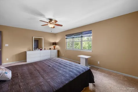 16820 West Serranda Drive Libertyville IL 60048