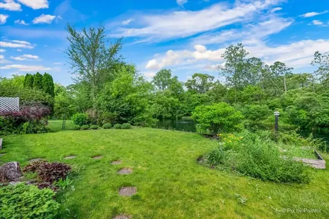 16820 West Serranda Drive Libertyville IL 60048
