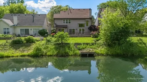 16820 West Serranda Drive Libertyville IL 60048