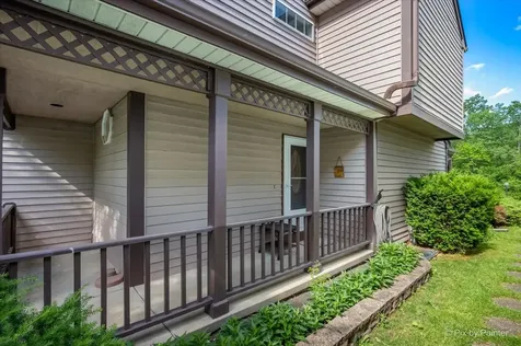 16820 West Serranda Drive Libertyville IL 60048