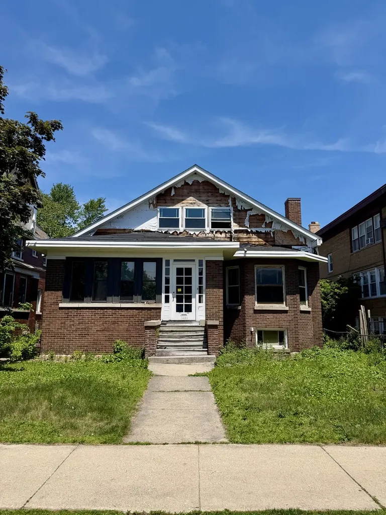 1420 West Jarvis Avenue Chicago IL 60626