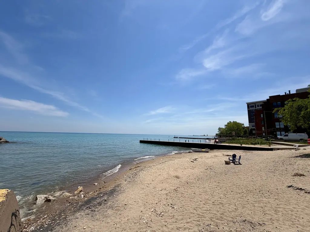 1420 West Jarvis Avenue Chicago IL 60626