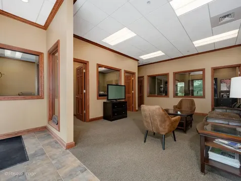 19229 Henry Drive Mokena IL 60448
