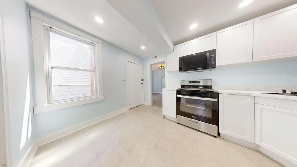 4925 South Justine Street Chicago IL 60609