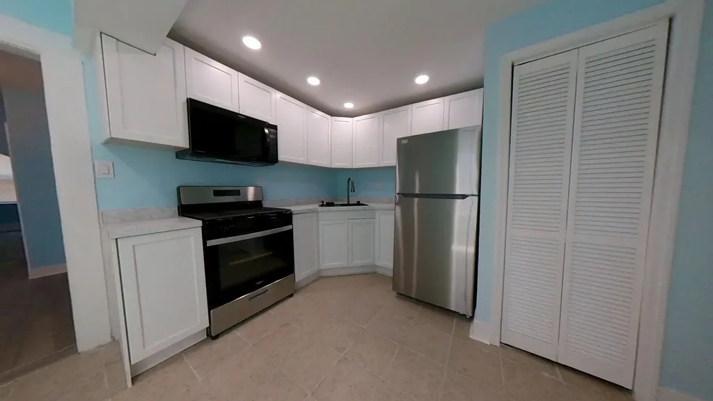 4925 South Justine Street Chicago IL 60609