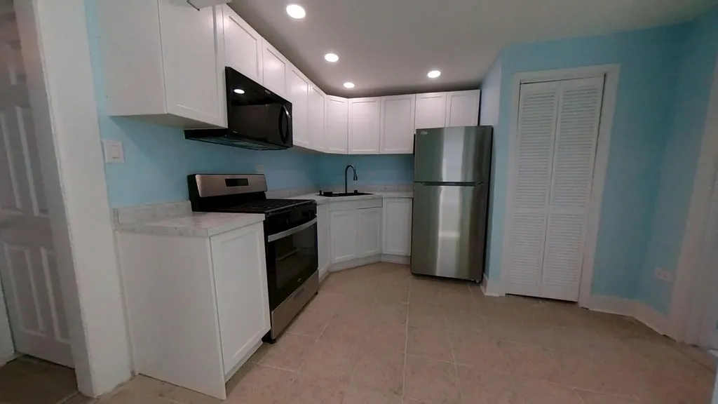 4925 South Justine Street Chicago IL 60609