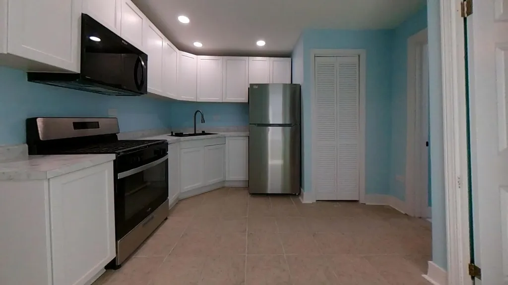 4925 South Justine Street Chicago IL 60609