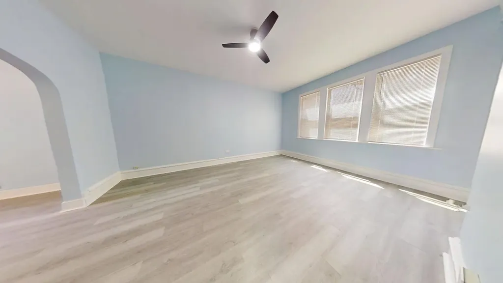4925 South Justine Street Chicago IL 60609