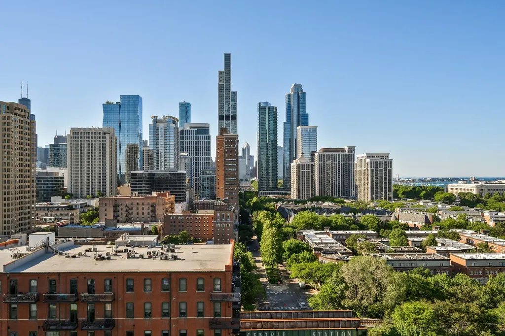 1600 South Indiana Avenue Chicago IL 60616