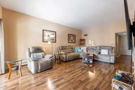 4123 West 98th Street Oak Lawn IL 60453